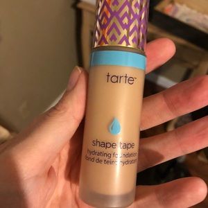 Tarte shape tape foundation